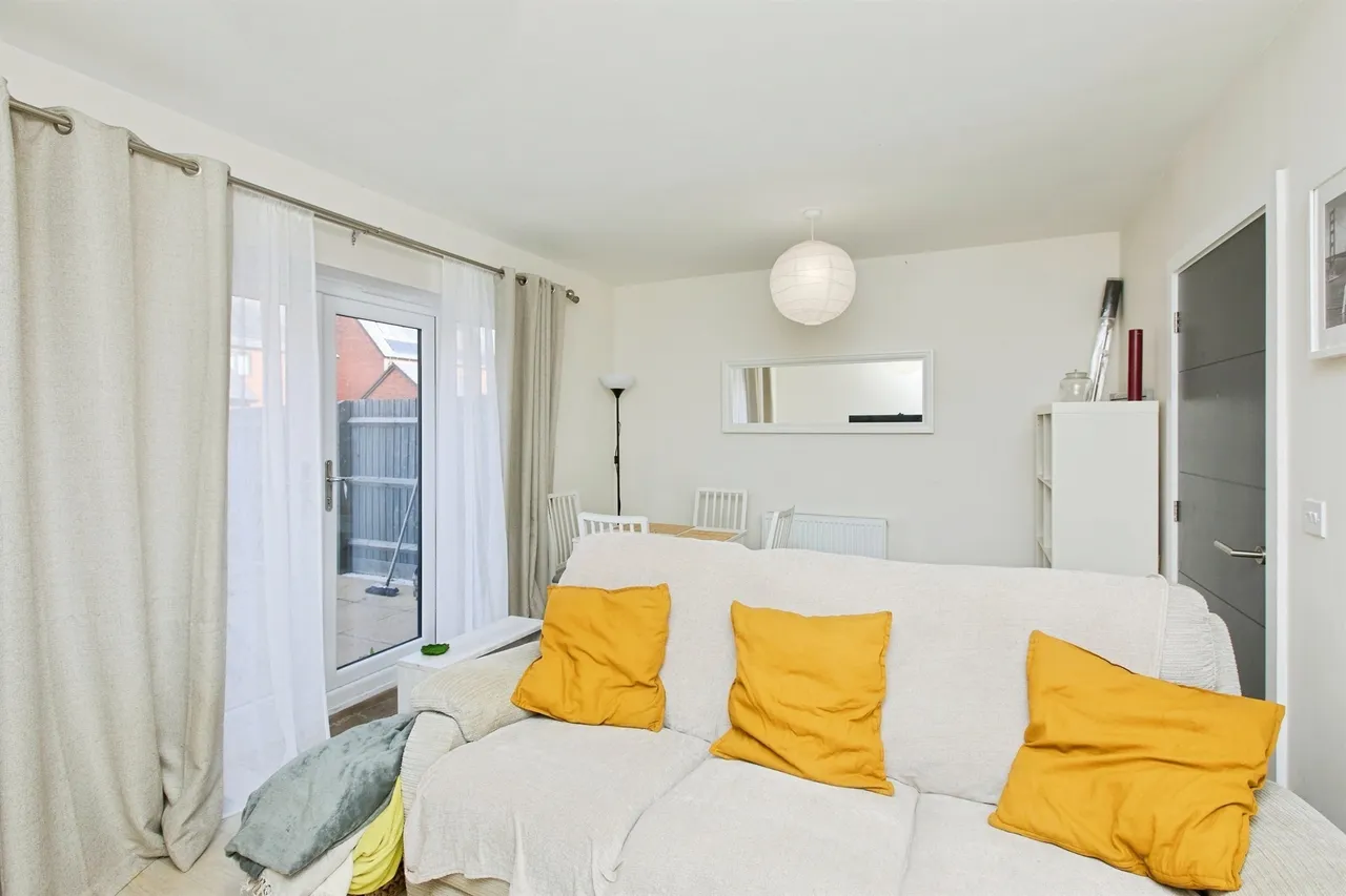 Myrtle Drive, Branston, DE14, photo 10