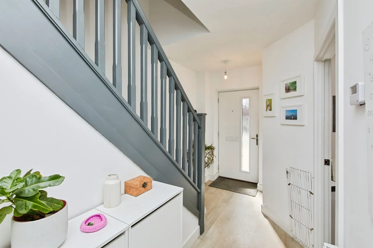 Myrtle Drive, Branston, DE14, photo 16