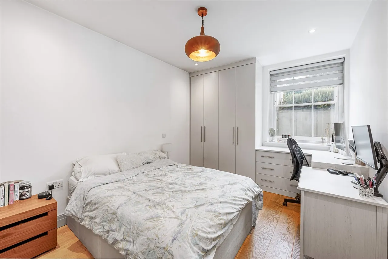 Castlebar Road, London, W5, photo 5