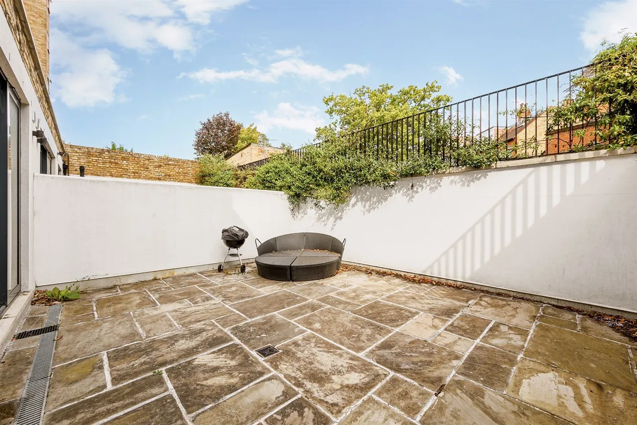 Castlebar Road, London, W5, photo 10