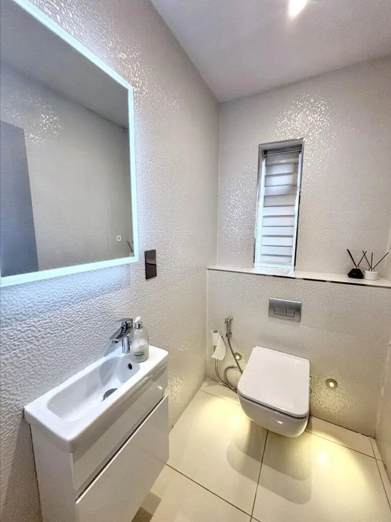 Davyhulme Road, Urmston, M41, photo 20