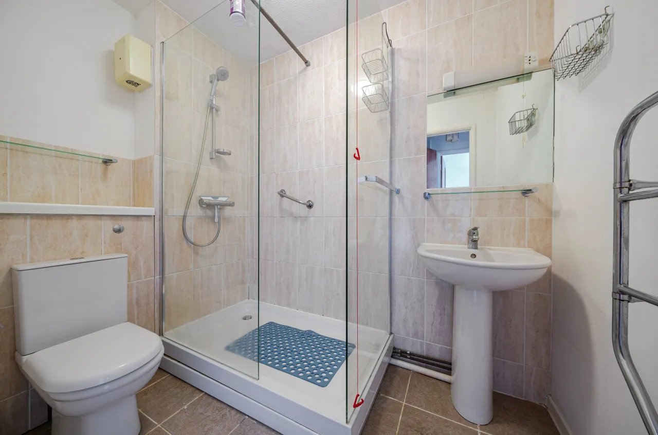 Station Road, East Preston, BN16, photo 8