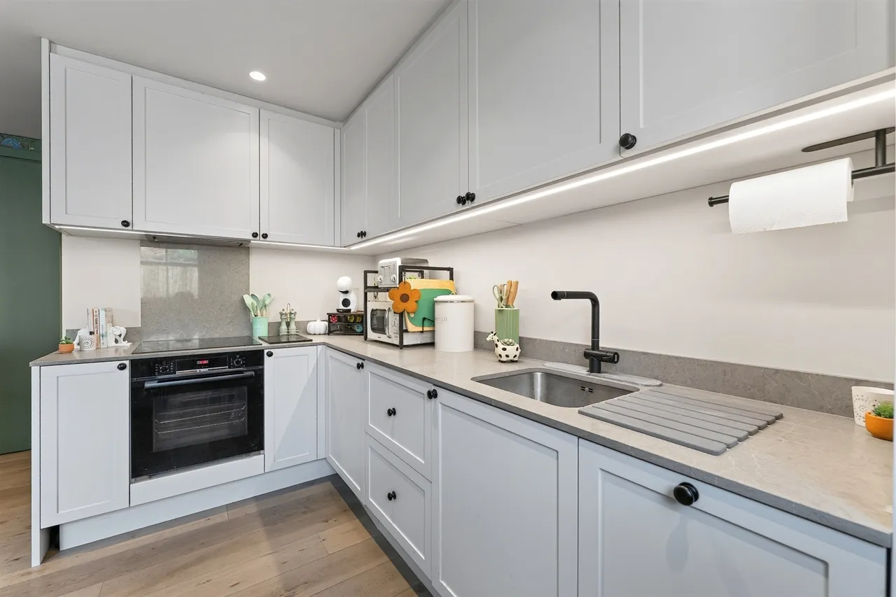 Dukes Mews, London, N10, photo 10