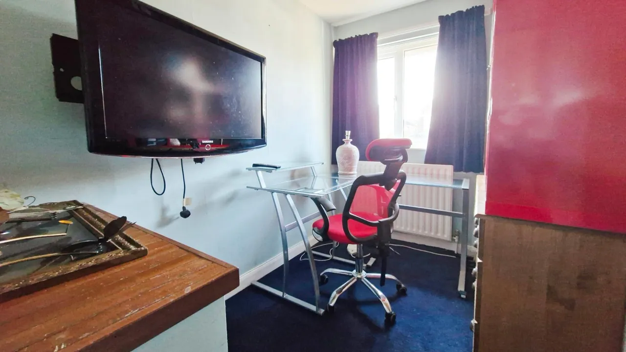 Abbey Fields, Telford, TF3, photo 19