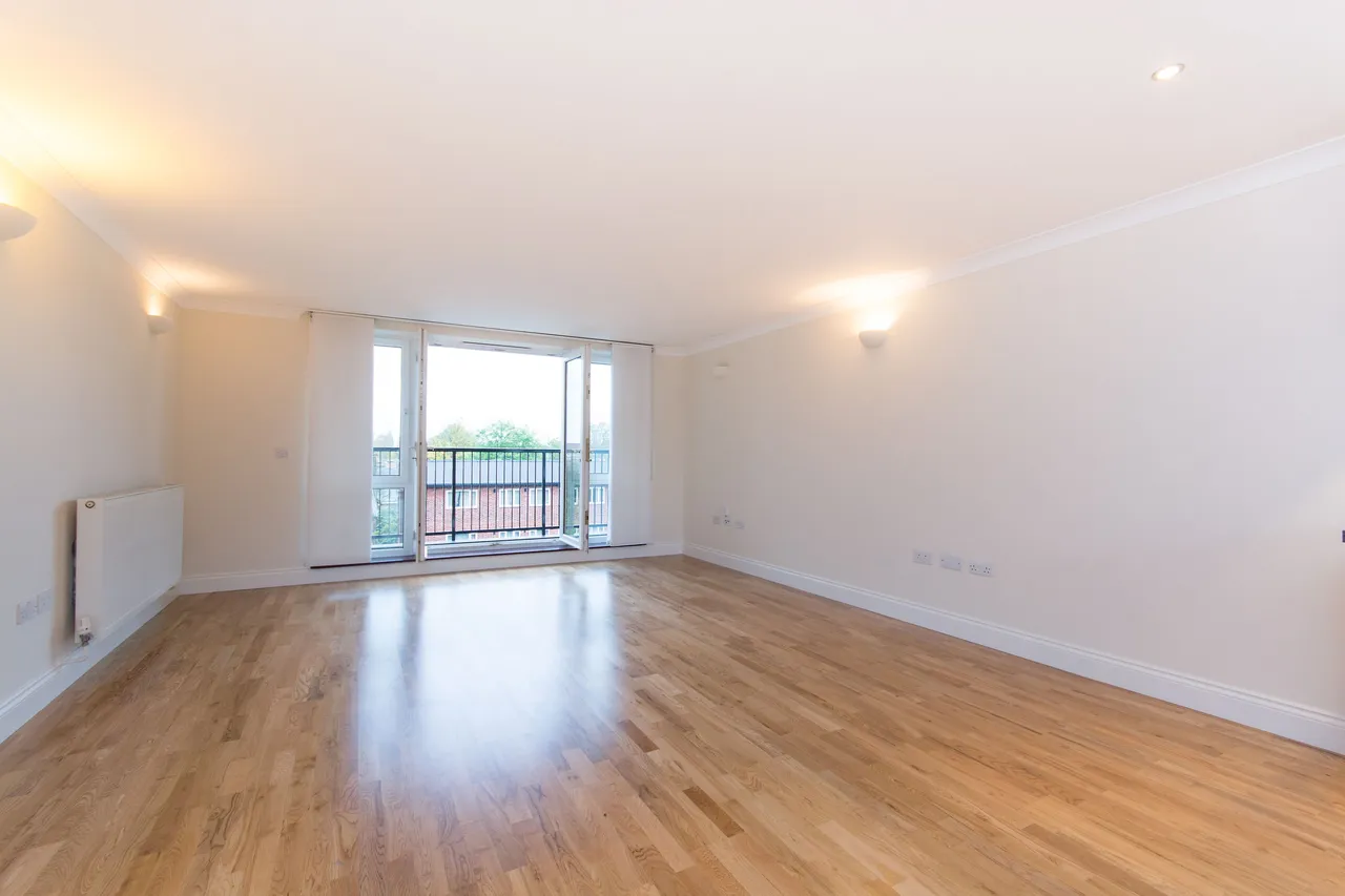 10 Espirit House, 2 Keswick Road, London, photo 2