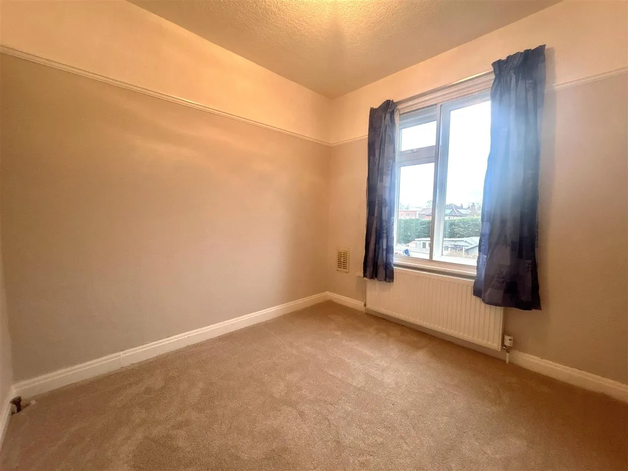 Outwood Road, Heald Green, photo 13