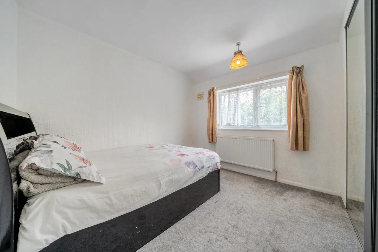 Bridge Road, DA8, photo 6
