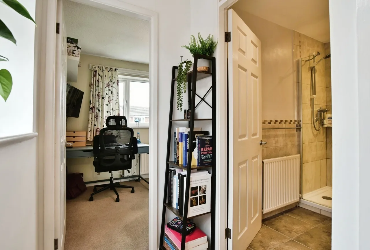 Drake Road, Broadheath, Altrincham, WA14, photo 19