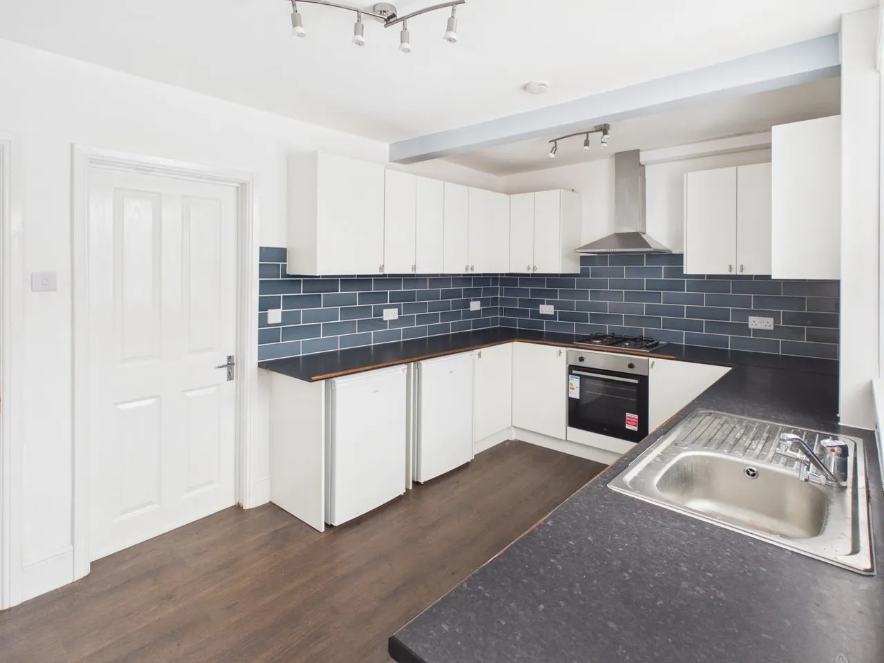 Levine Avenue, Blackpool, FY4, photo 9