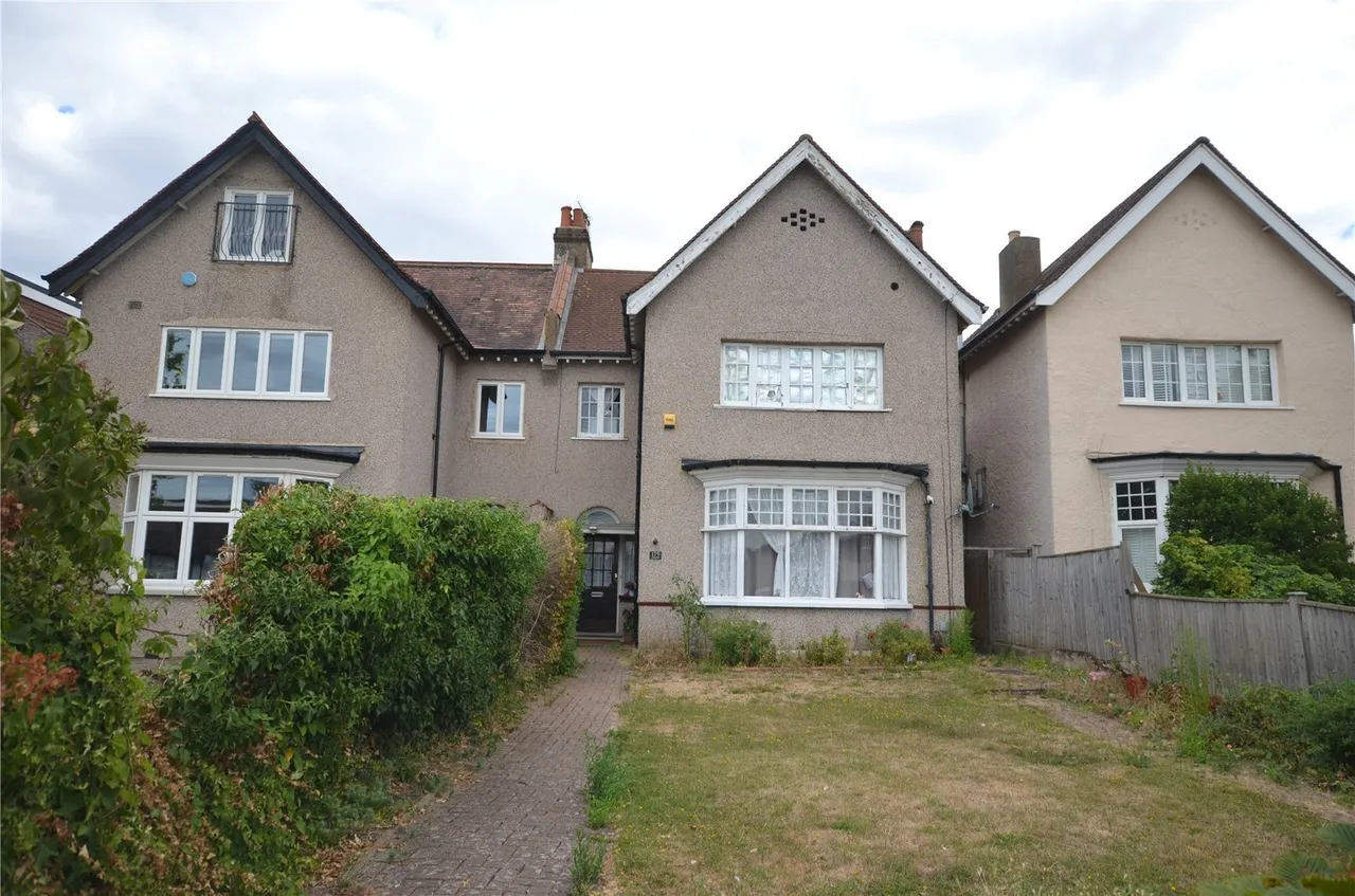 4 bed house for sale — Baring Road, SE12