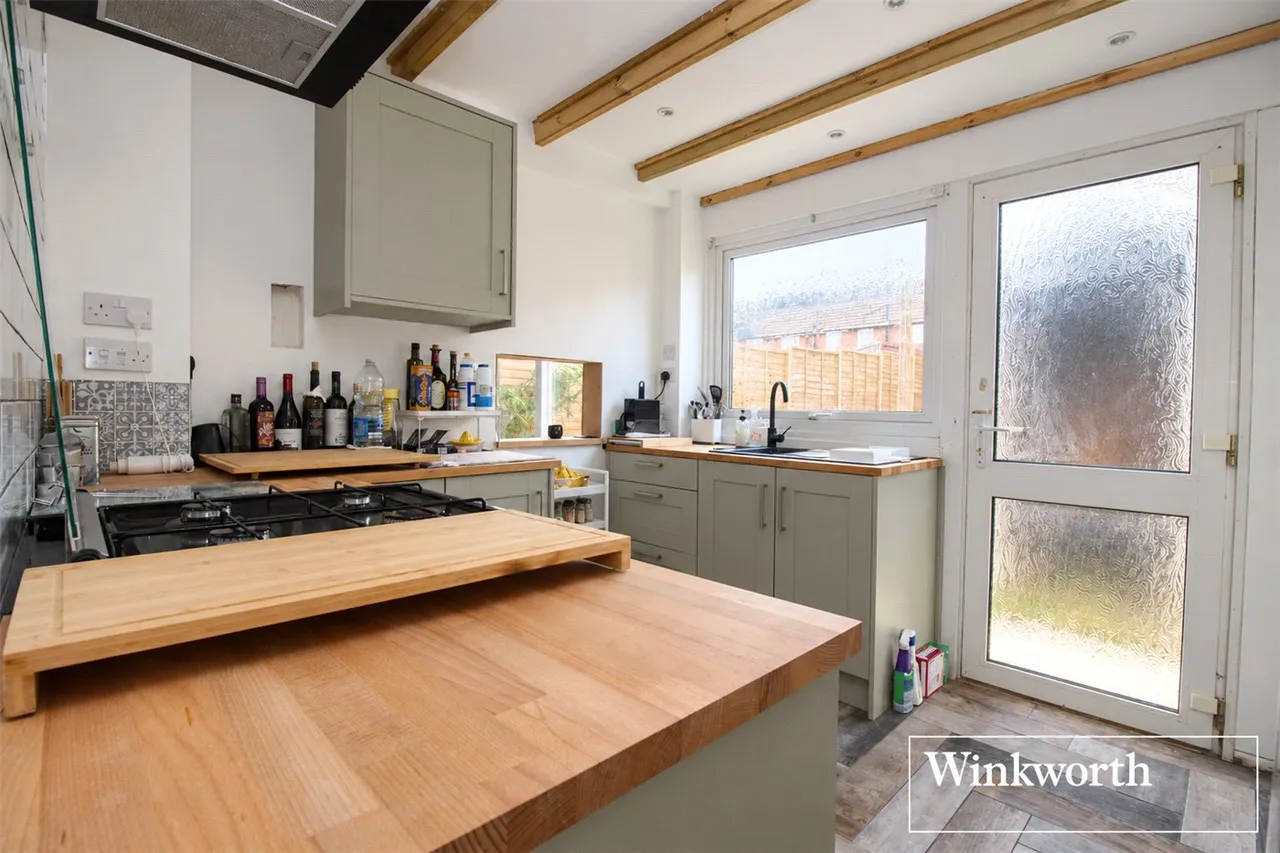 Micklefield Way, Borehamwood, Hertfordshire, WD6, photo 4
