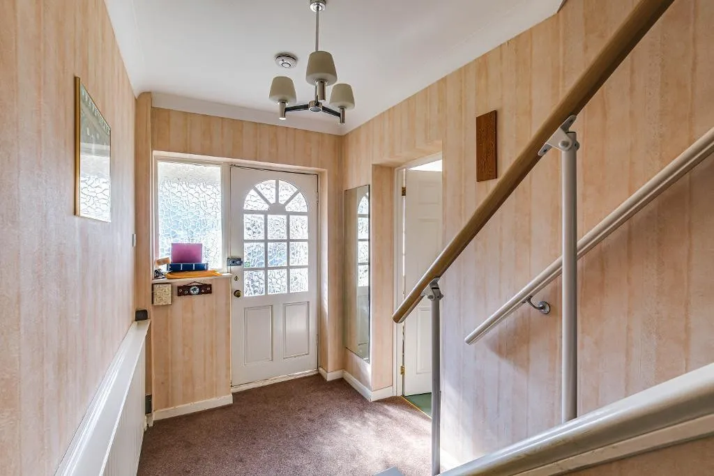 Courtlands Close, Sanderstead, photo 9