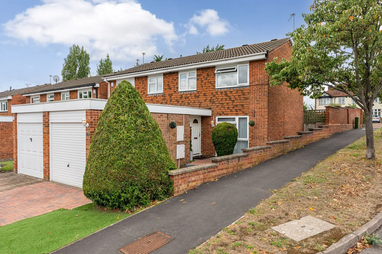 3 bed house for sale — Ward Close, Ware, SG12 0BU