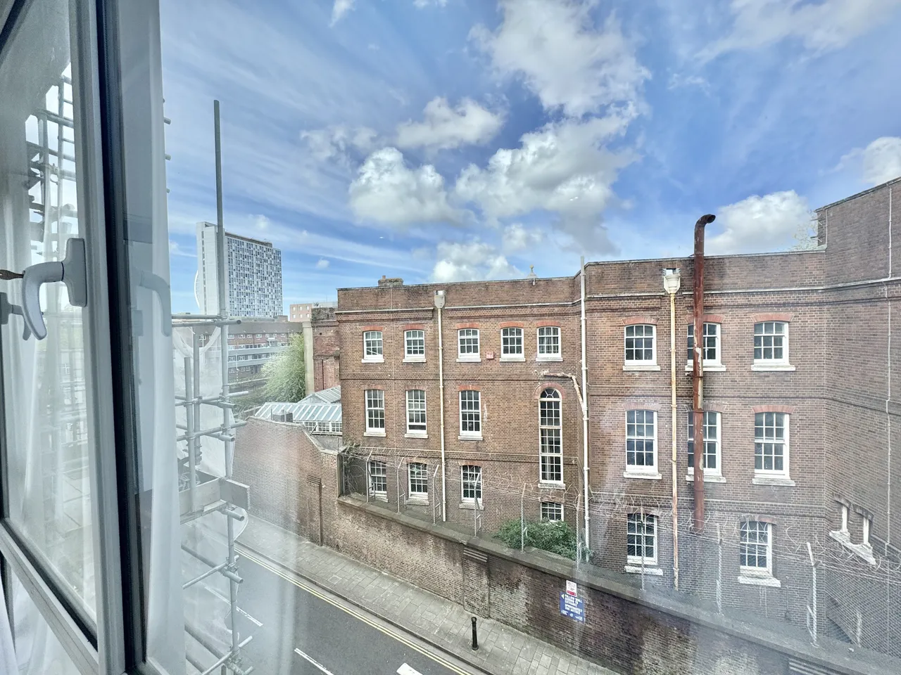 Admiralty Road, PO1, photo 8