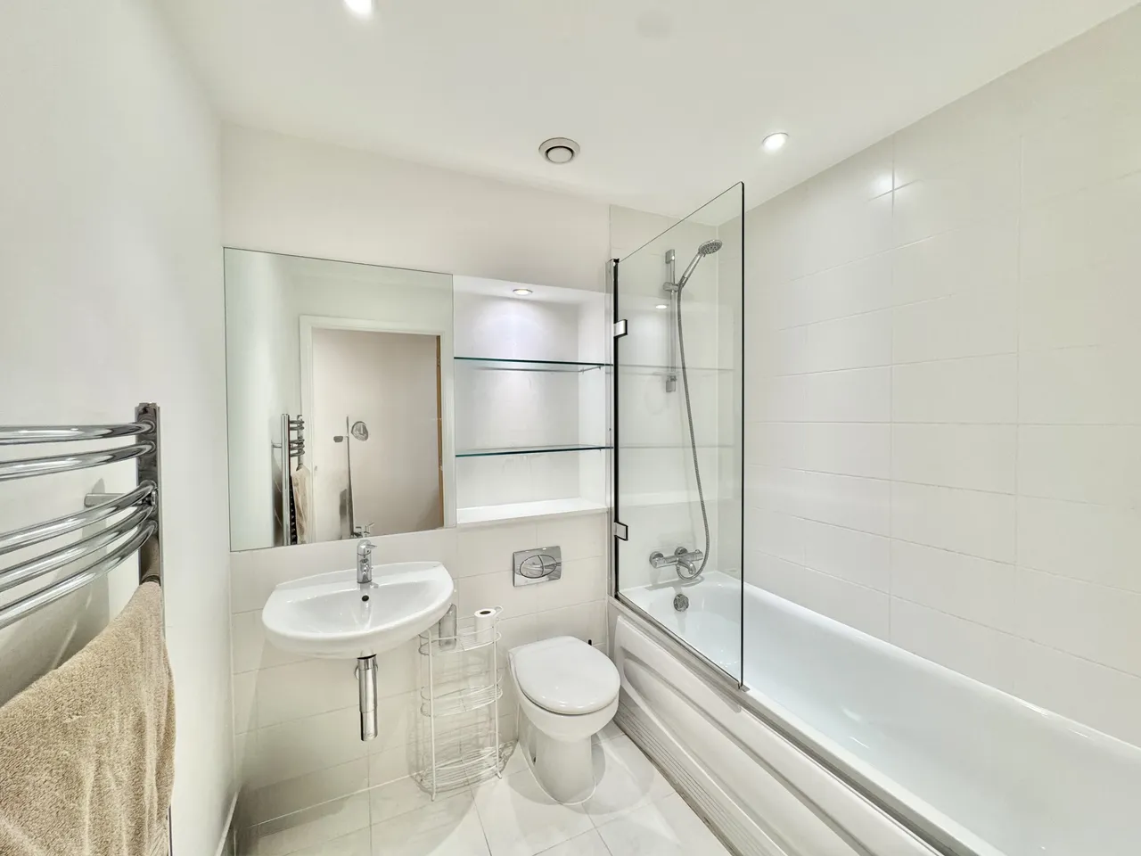 Admiralty Road, PO1, photo 9
