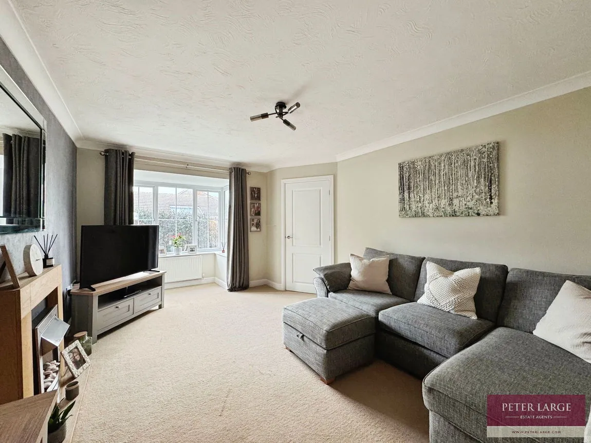 Dyserth Road, Rhyl, Denbighshire, LL18 4DU, photo 5