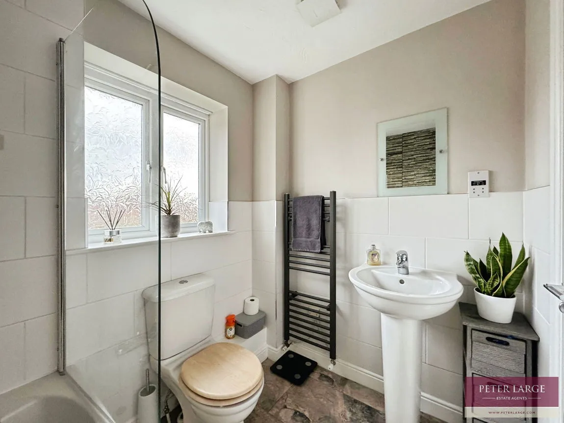 Dyserth Road, Rhyl, Denbighshire, LL18 4DU, photo 8