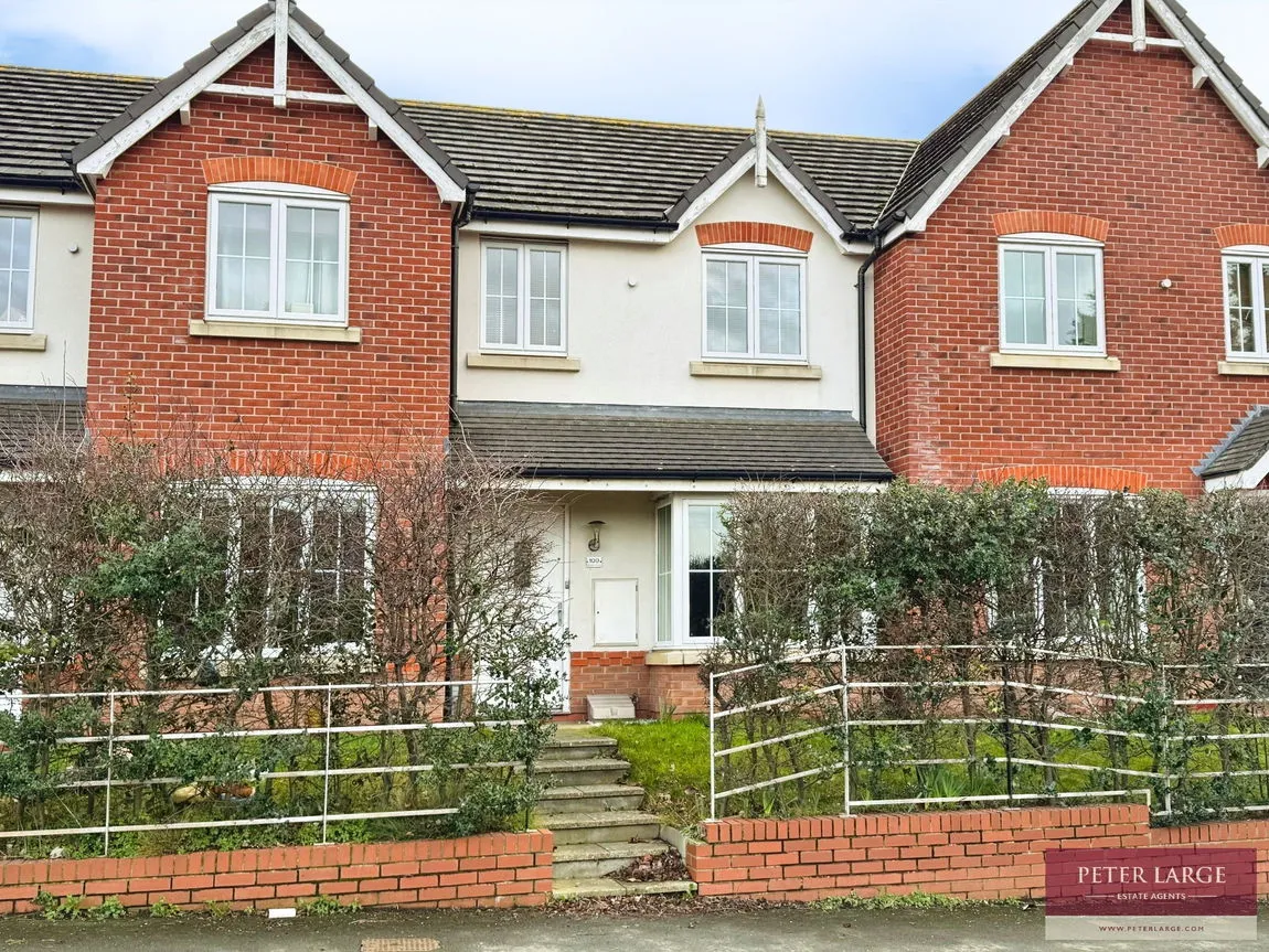 3 bed house for sale — Dyserth Road, Rhyl, Denbighshire, LL18 4DU