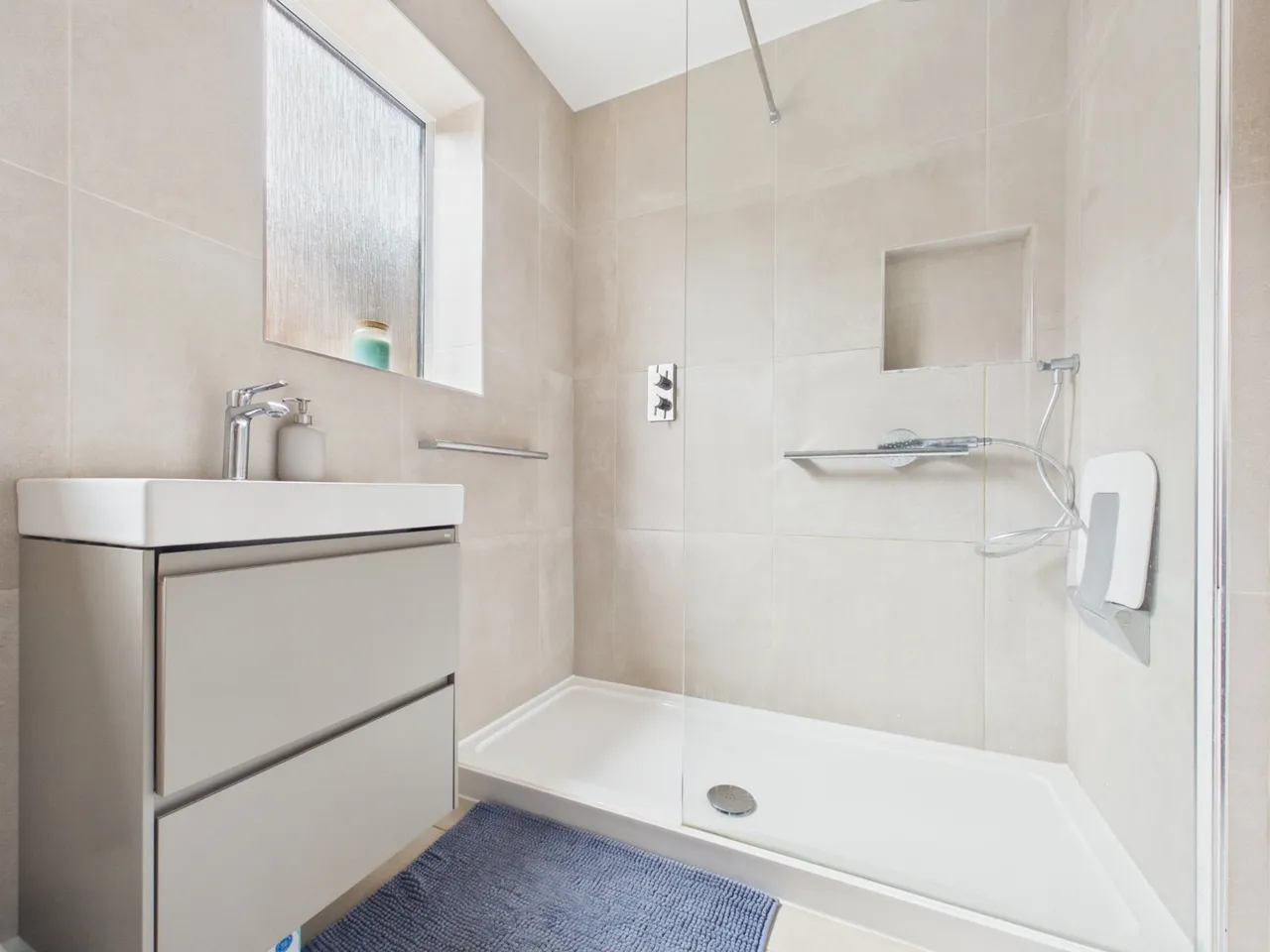 Highlea Avenue, Flackwell Heath, HP10, photo 15