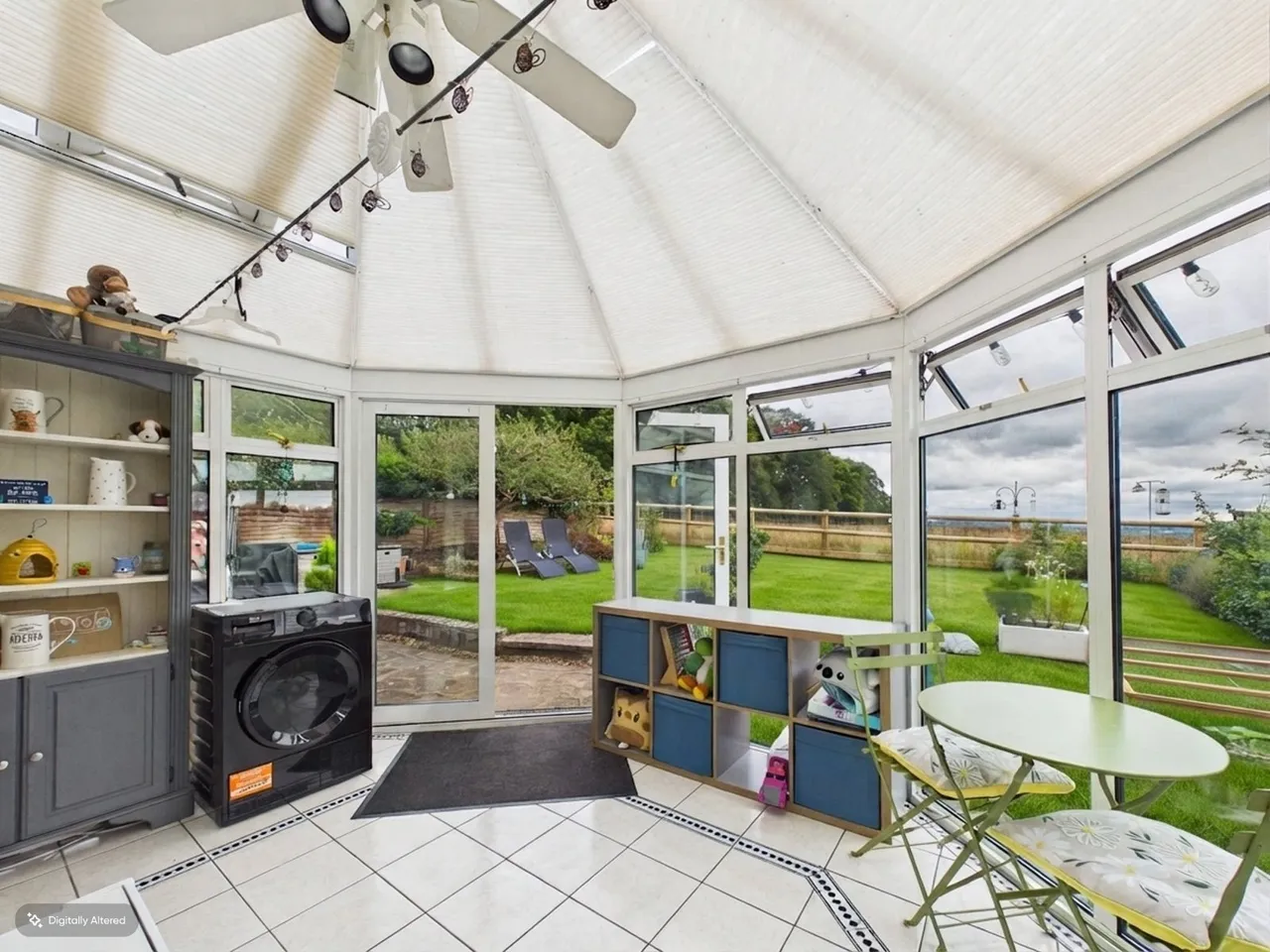 Highlea Avenue, Flackwell Heath, HP10, photo 6