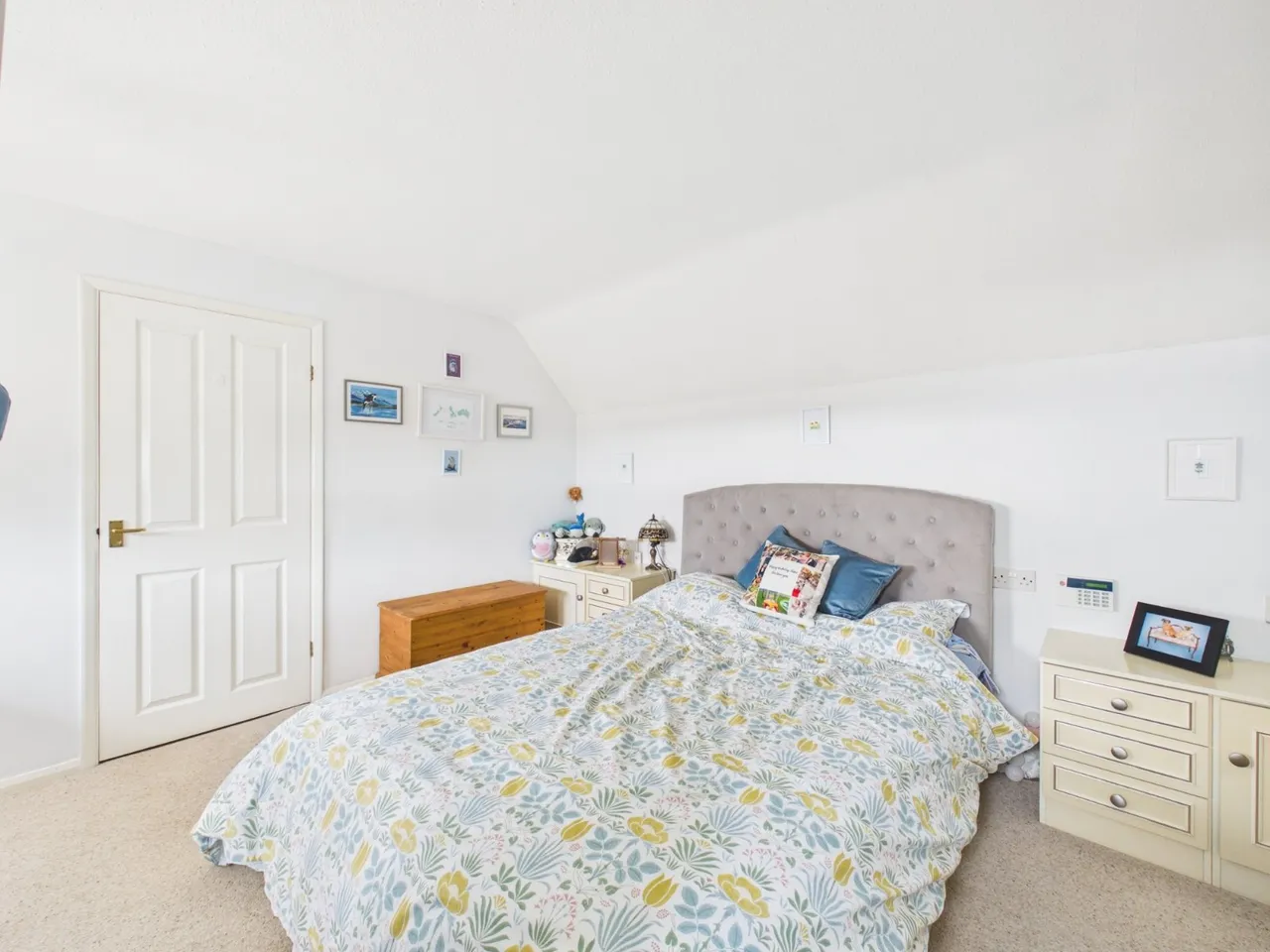 Highlea Avenue, Flackwell Heath, HP10, photo 14