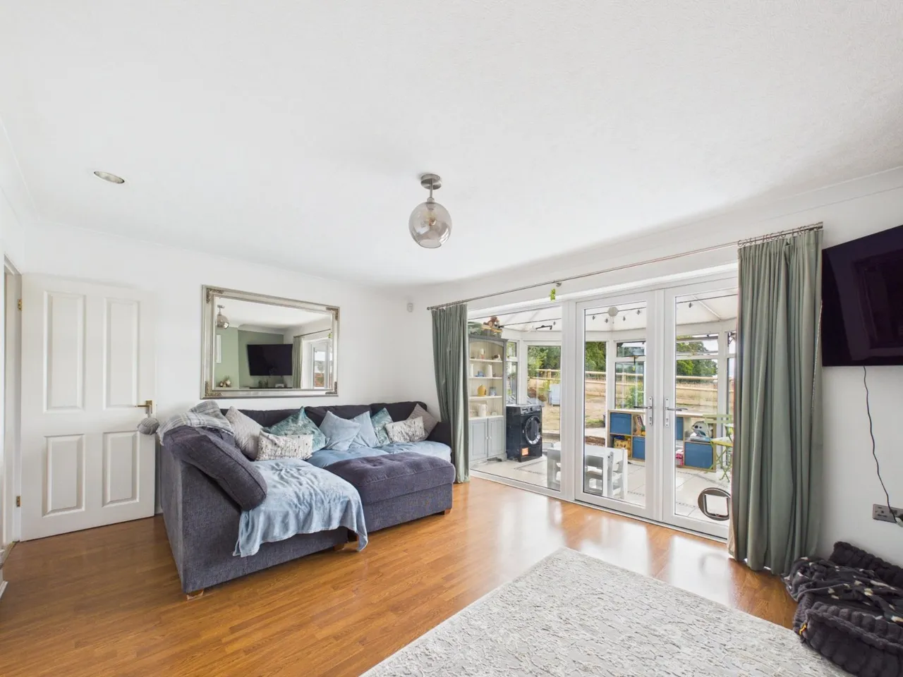 Highlea Avenue, Flackwell Heath, HP10, photo 17
