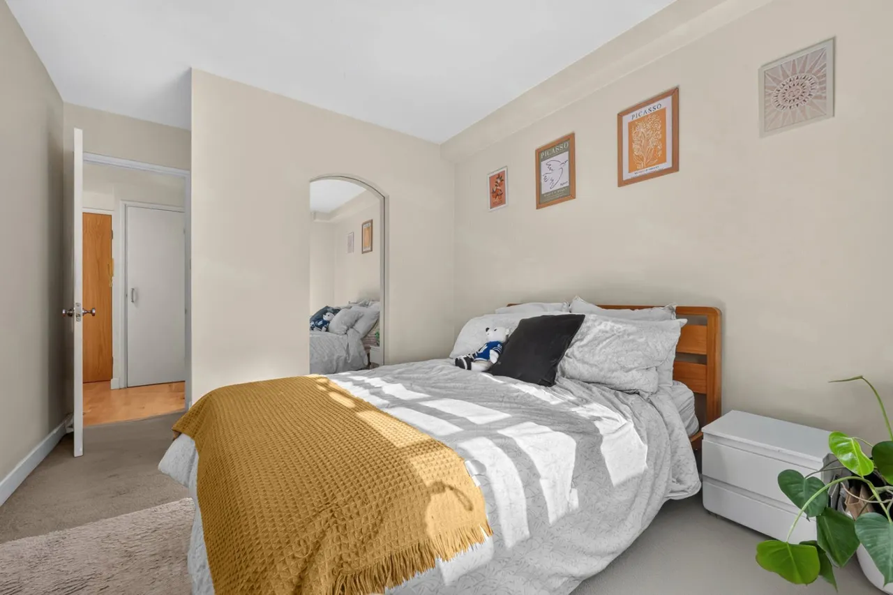 Queen Elizabeth Street, London, SE1, photo 12