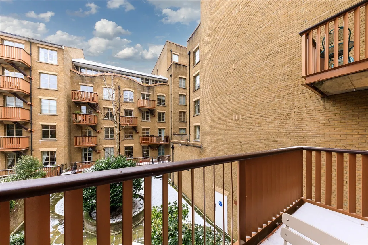 Queen Elizabeth Street, London, SE1, photo 15