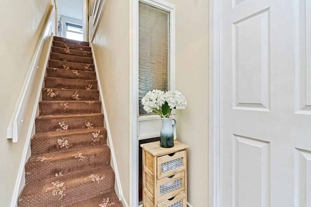 Millersdale Drive, WEST BROMWICH, West Midlands, B71, photo 6