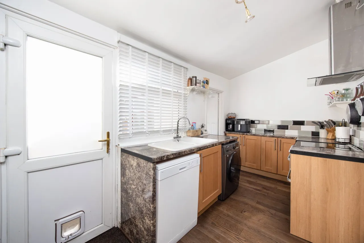 Marsh Lane, Rowde, SN10, photo 24