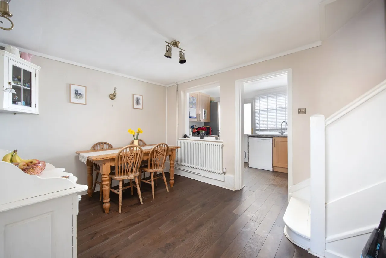 Marsh Lane, Rowde, SN10, photo 21