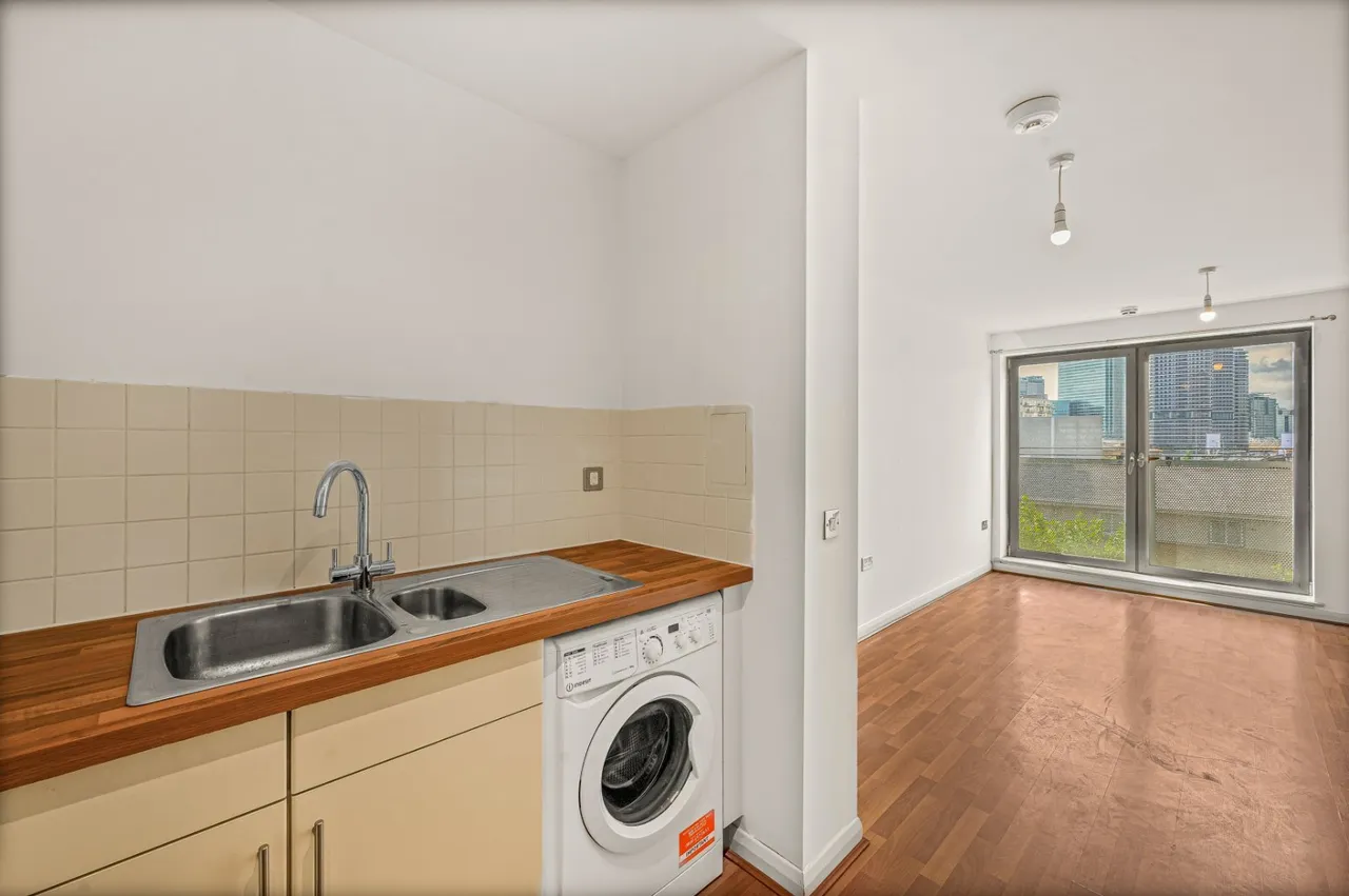 Newport Avenue, London, E14, photo 8