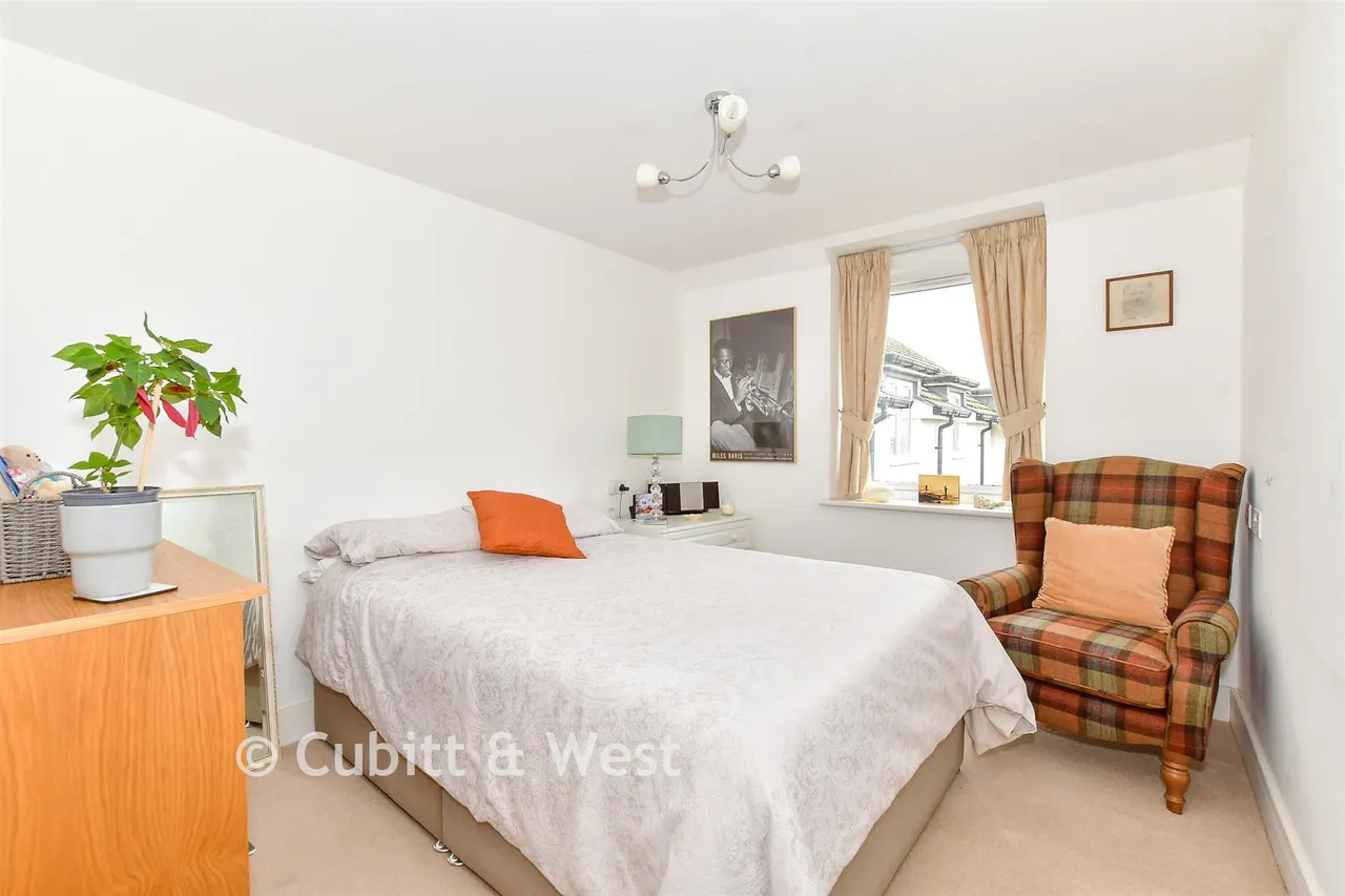 Beaconsfield Road, Waterlooville, PO7, photo 8