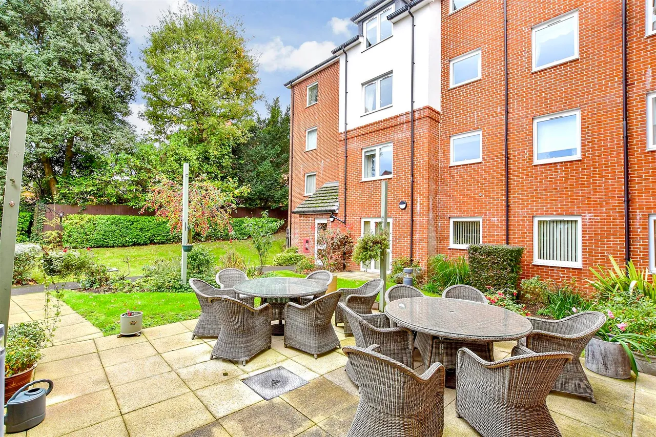Beaconsfield Road, Waterlooville, PO7, photo 11