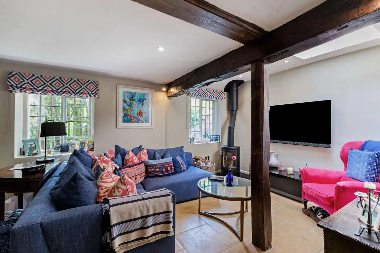 Broadford Bridge Road, West Chiltington, Pulborough, West Sussex, RH20 2LE, photo 11