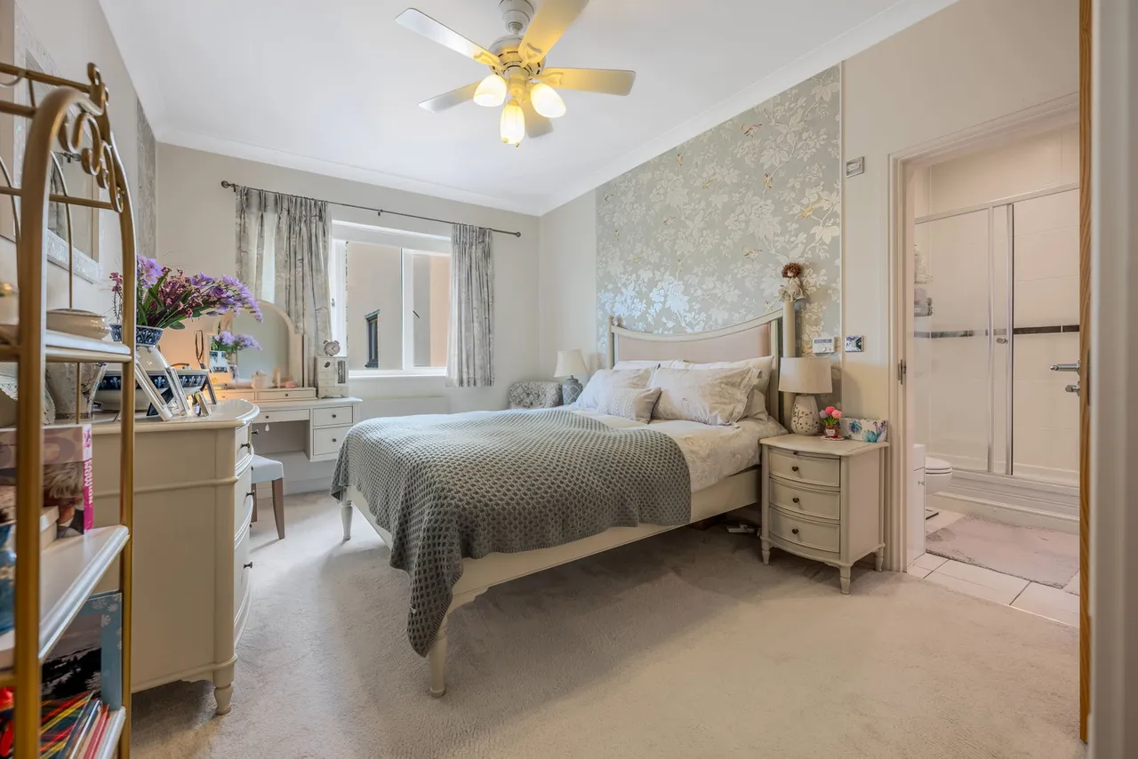 Ashbourne Gardens, Hertford, SG13, photo 11