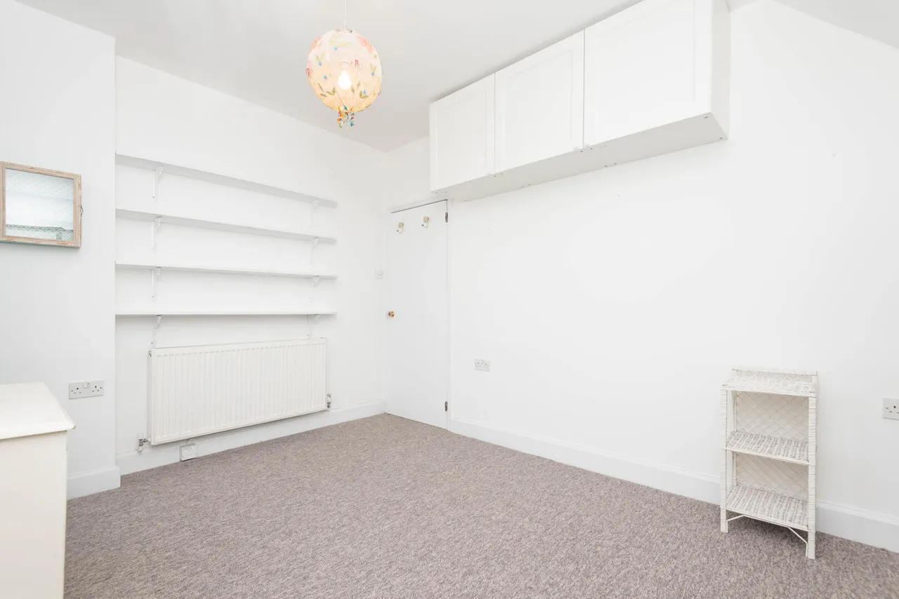 Victoria Road, London, N4, photo 6