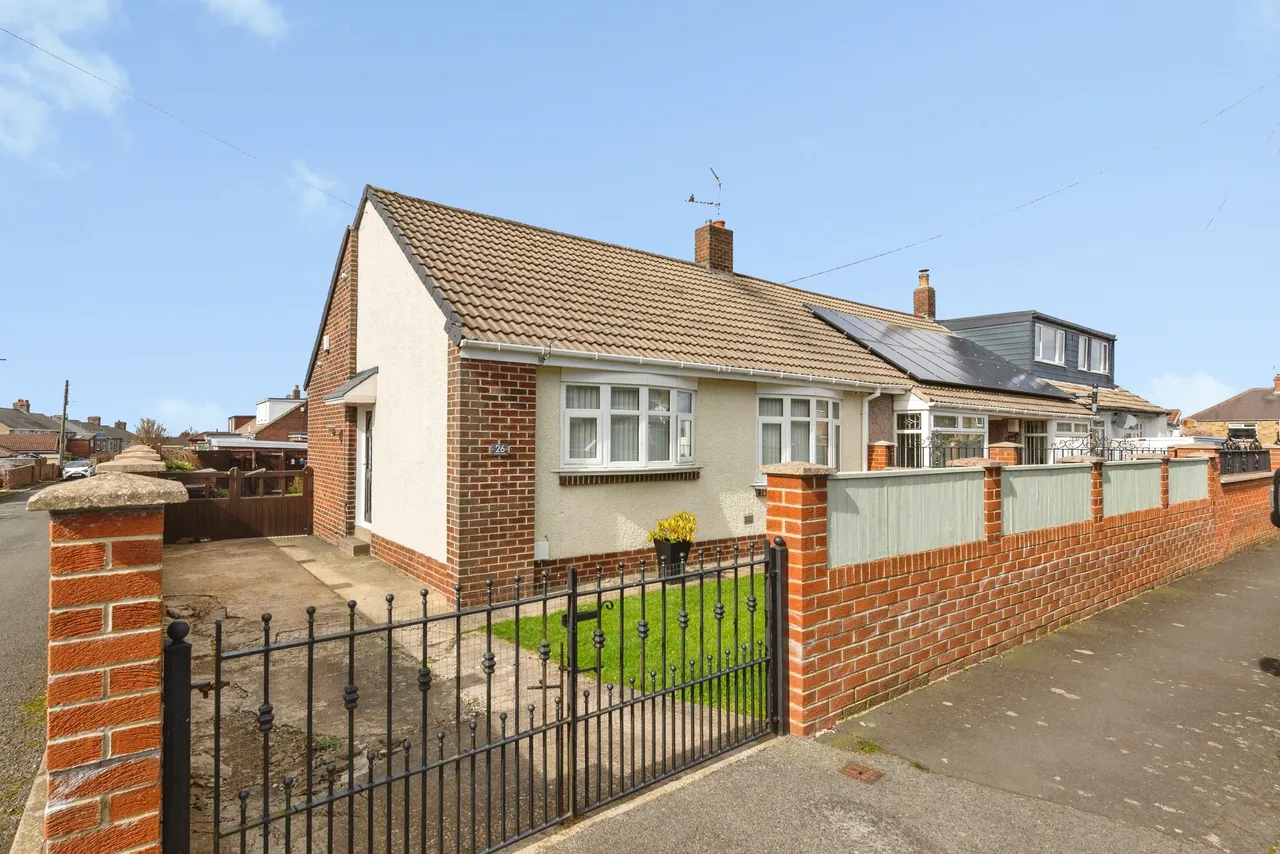 2 bed house for sale, Plunkett Road, Stanley, DH9
