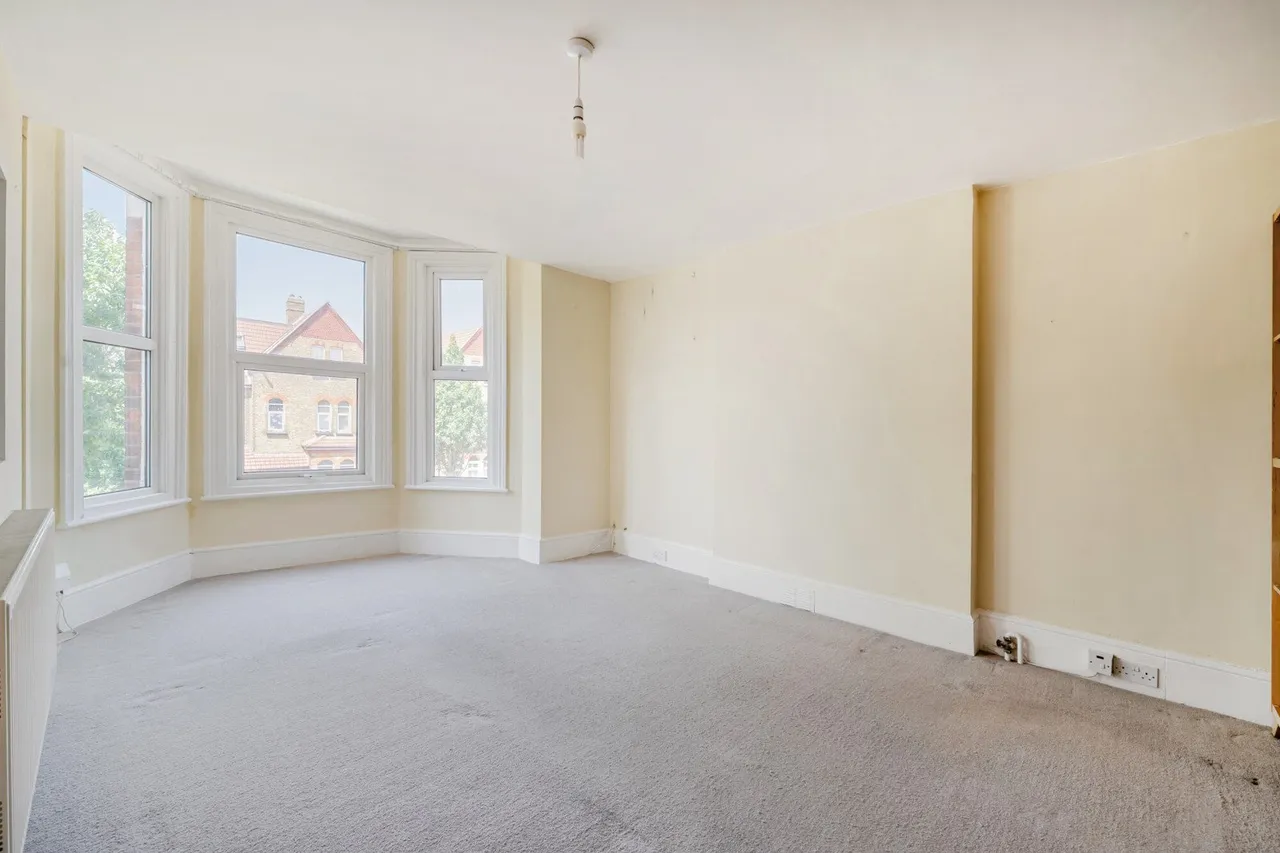 Southwood Road, SE9, photo 7