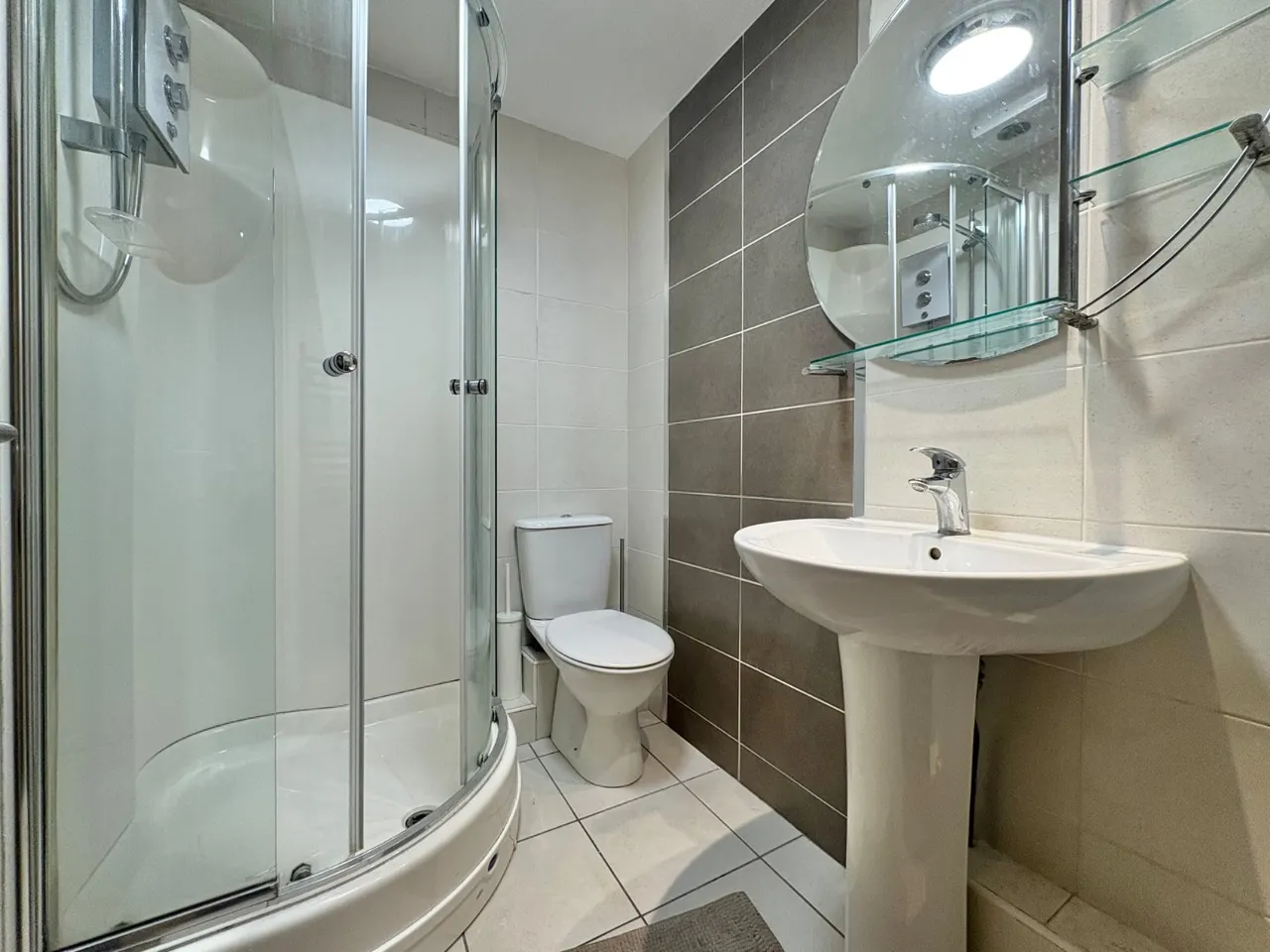 Kensington Terrace, Hyde Park, LS6, photo 11