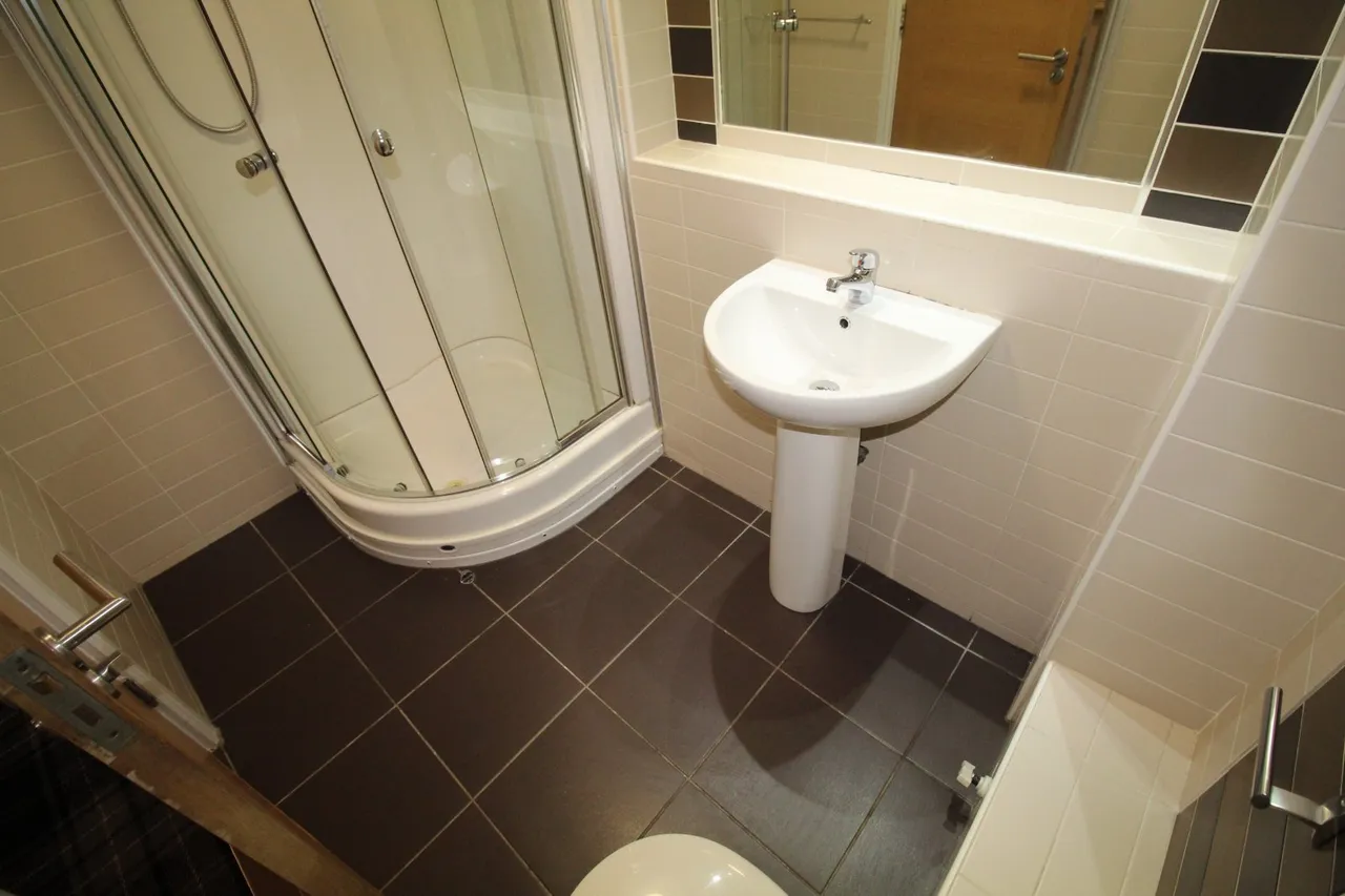Kensington Terrace, Hyde Park, LS6, photo 7