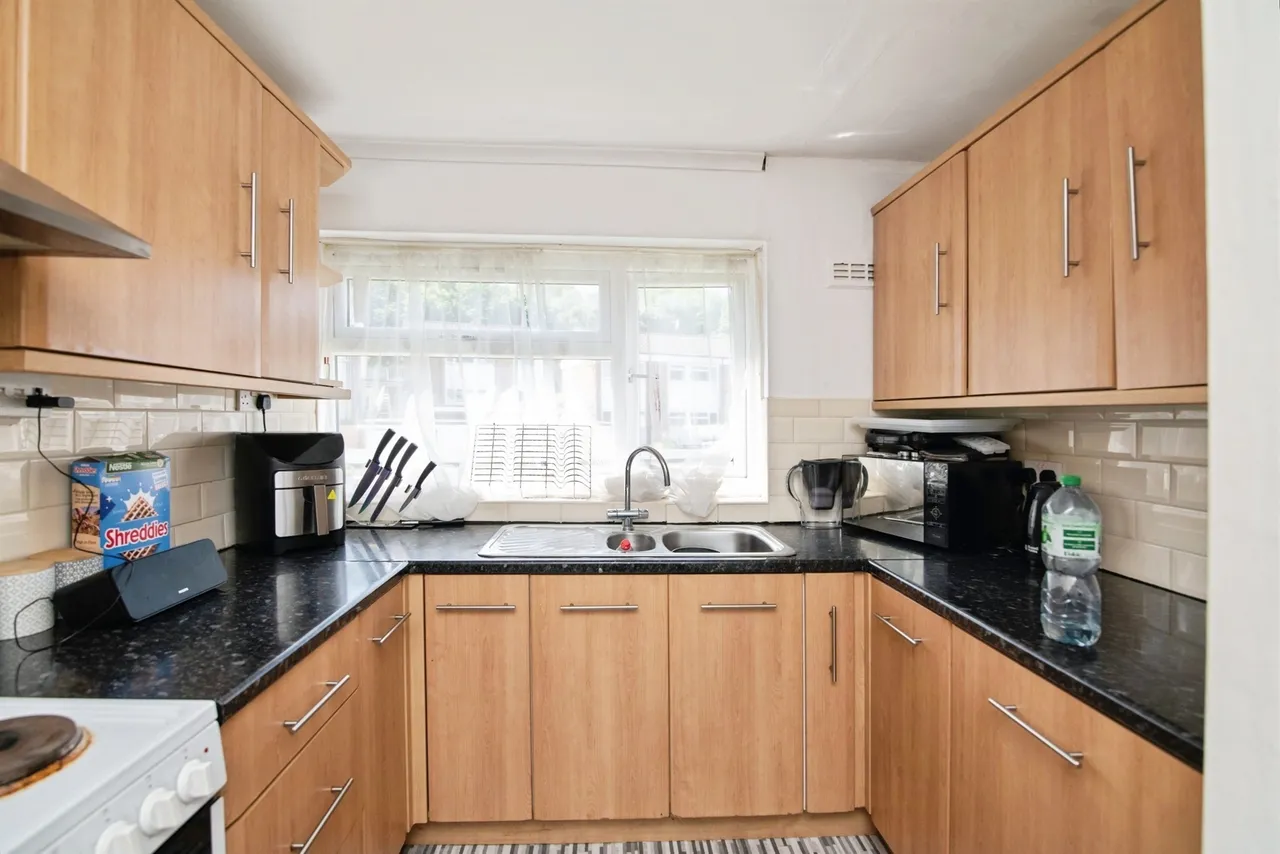 Beaconview Road, West Bromwich, B71, photo 2