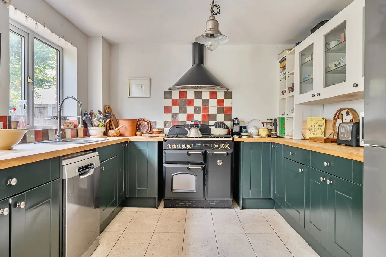 Singleton Close, Minster, photo 6