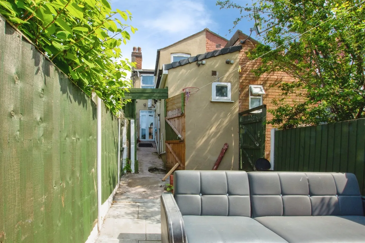 Ash Road, Birmingham, B8, photo 17