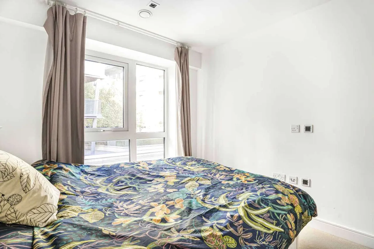 Longfield Avenue, London, W5 2QY, photo 9