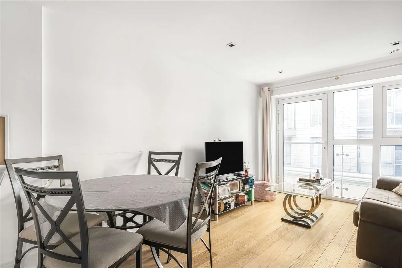 Longfield Avenue, London, W5 2QY, photo 6