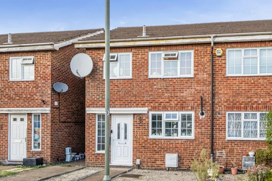 Mill Farm Avenue, Sunbury-on-Thames, TW16, photo 16