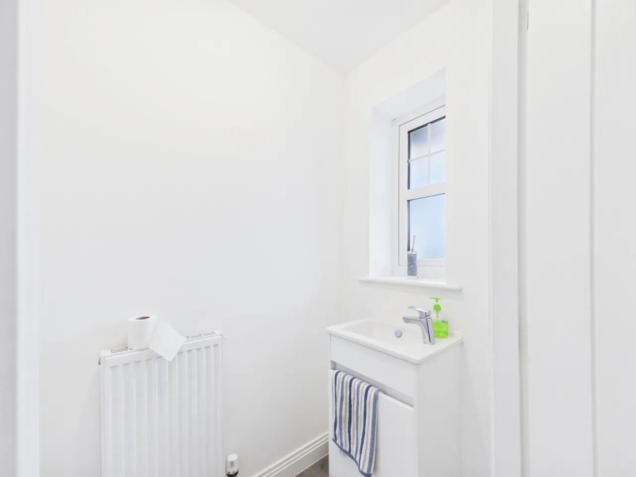 Astor Drive, Grappenhall, WA4, photo 9