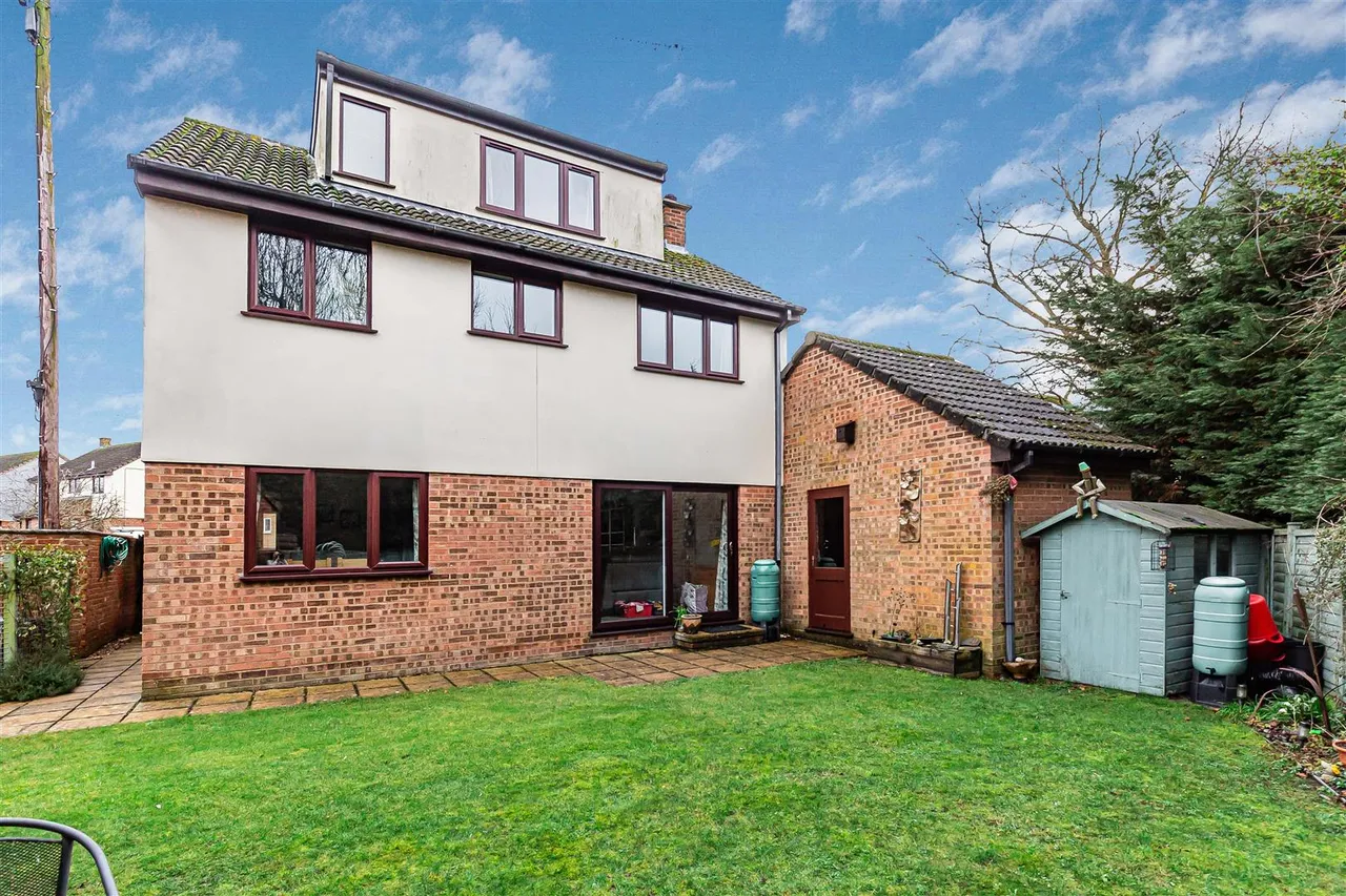Churchfields Drive, Steeple Bumpstead, CB9, photo 17
