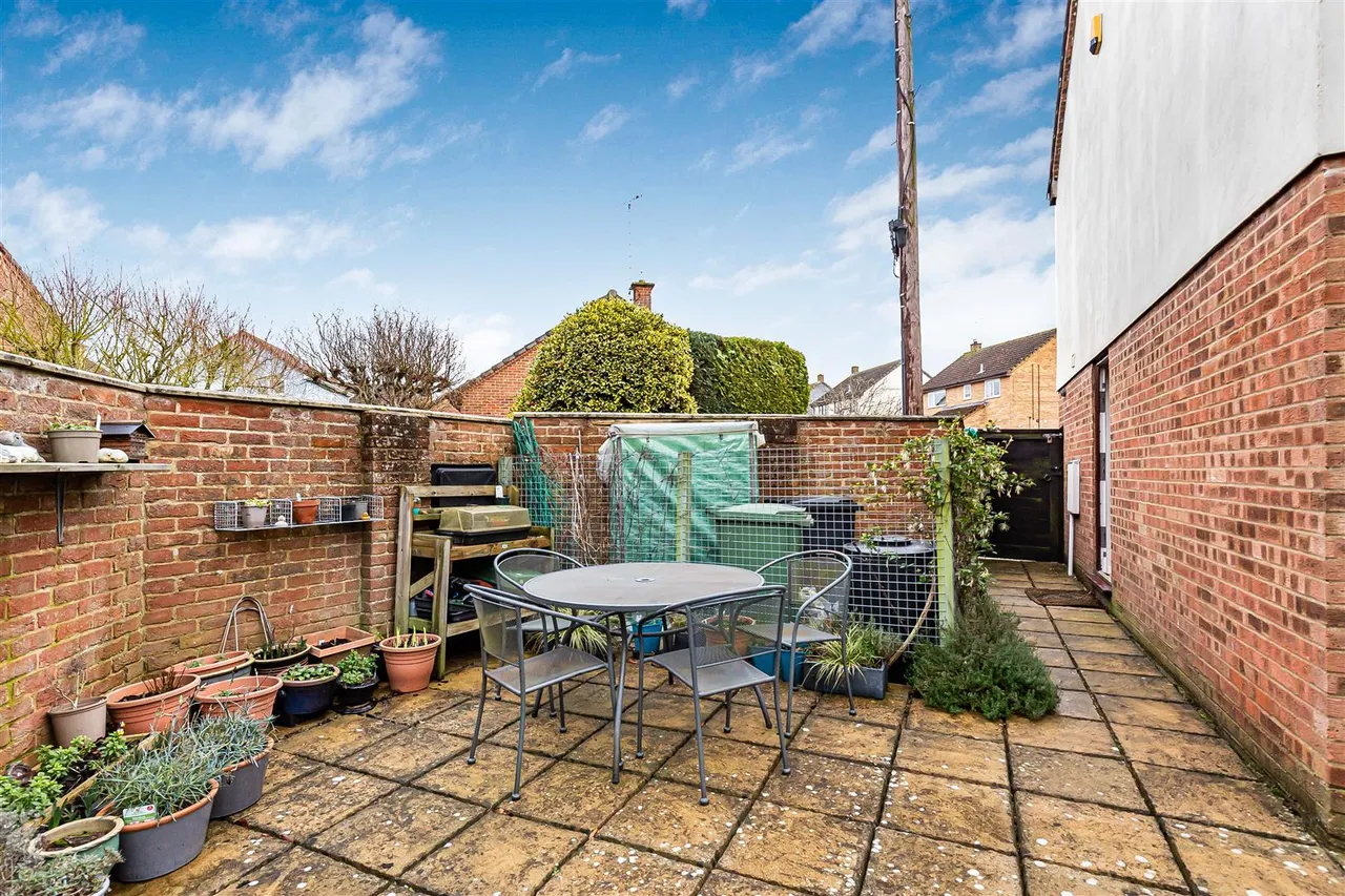 Churchfields Drive, Steeple Bumpstead, CB9, photo 15